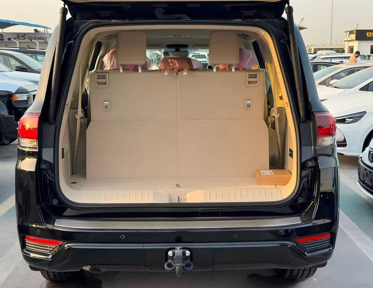 2026 Toyota Land Cruiser GXR thumbnail 5