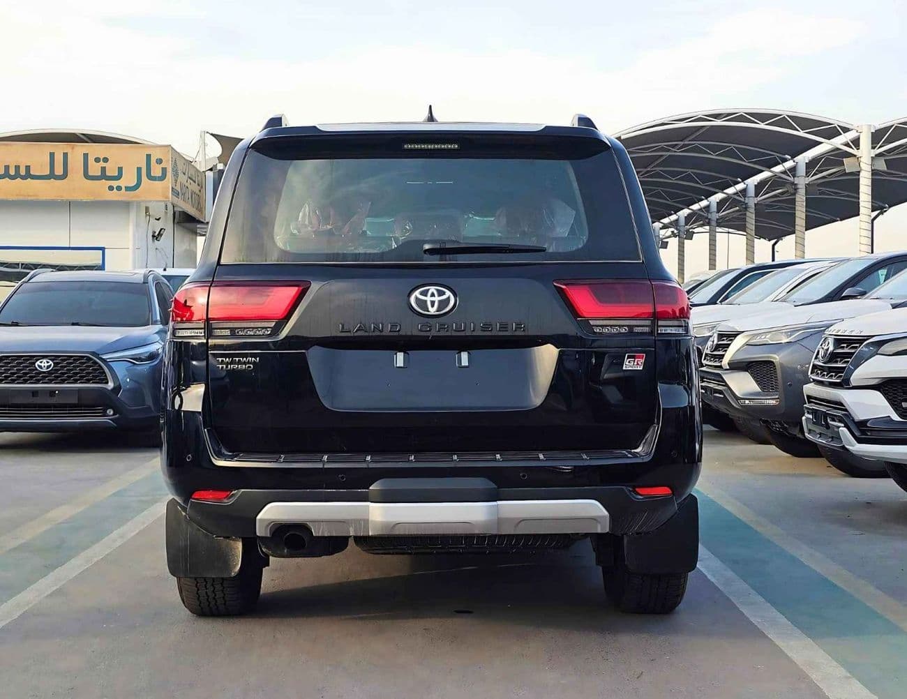 2026 Toyota Land Cruiser GR SPORT thumbnail 4
