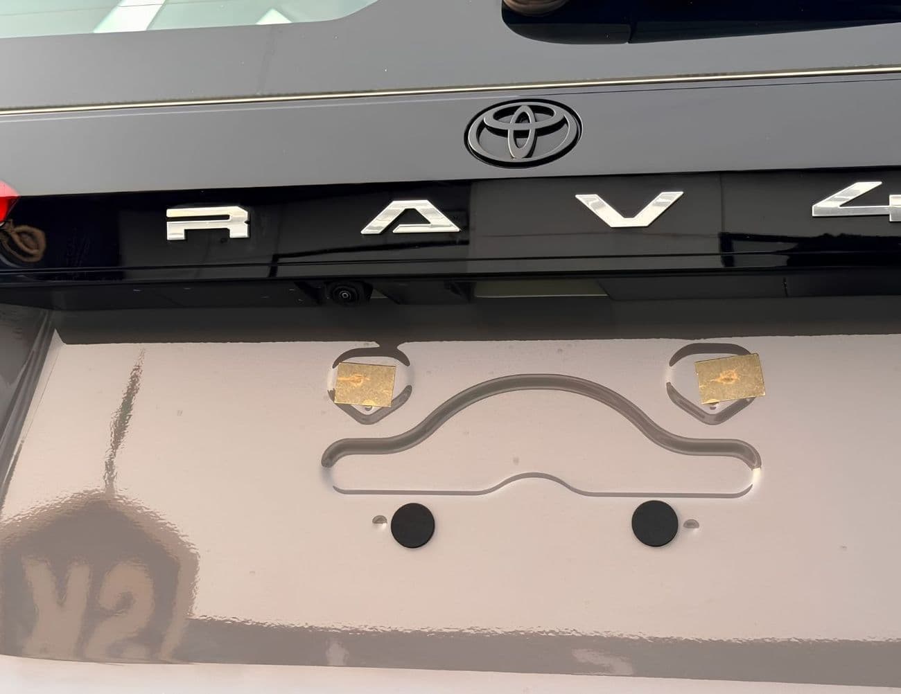 2026 Toyota RAV4 XLE thumbnail 7