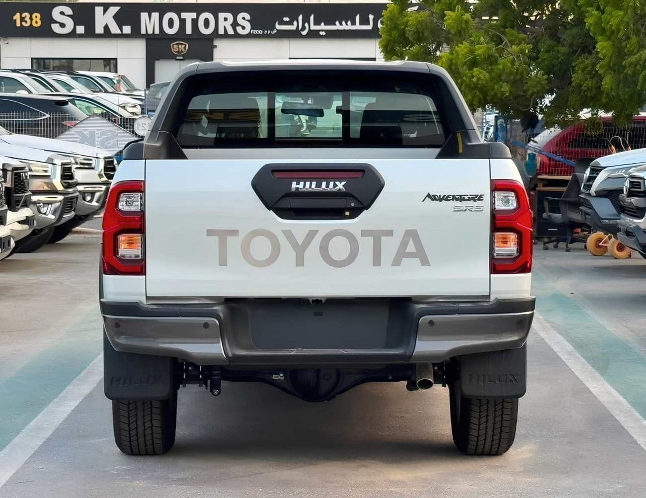 2026 Toyota Hilux ADVENTURE thumbnail 3