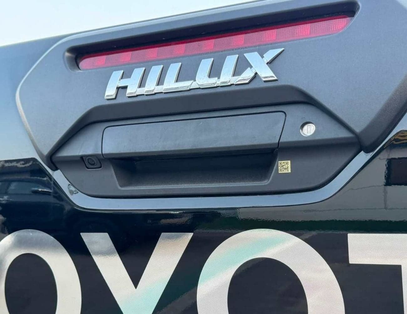2026 Toyota Hilux ADVENTURE thumbnail 5