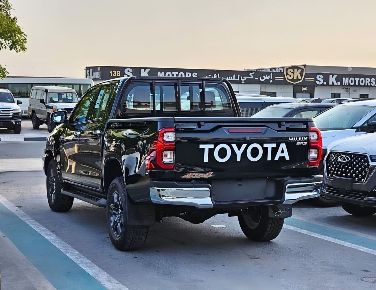 2026 Toyota Hilux SR5 WIDE BODY thumbnail 4