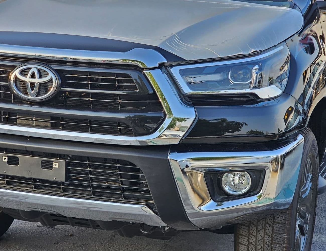 2026 Toyota Hilux SR5 WIDE BODY thumbnail 9