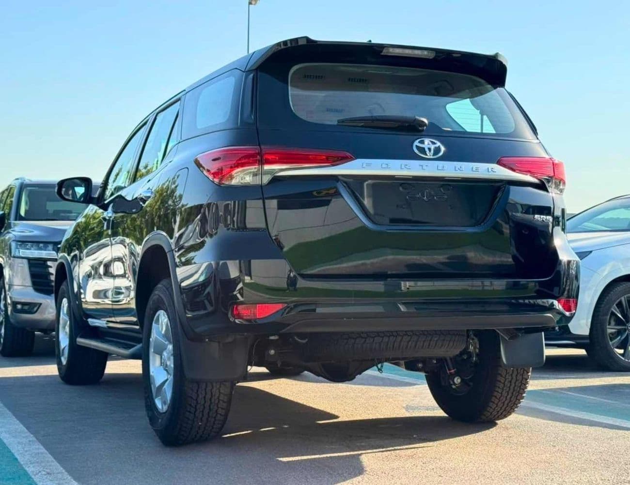 2026 Toyota Fortuner EXR thumbnail 5