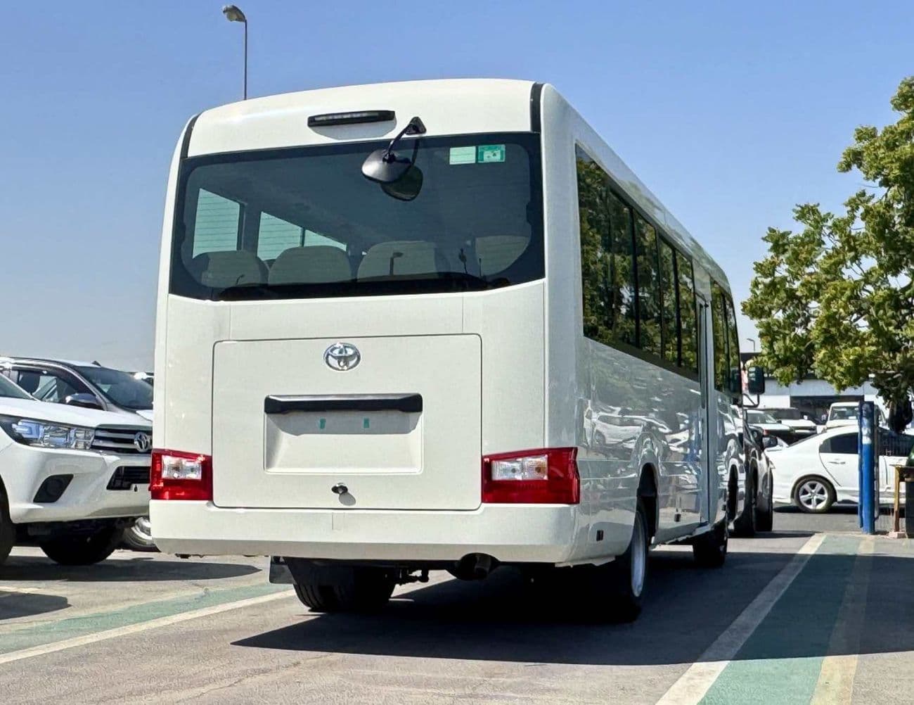 2026 Toyota Coaster 4.2L V6 DIESEL 23 STR thumbnail 5