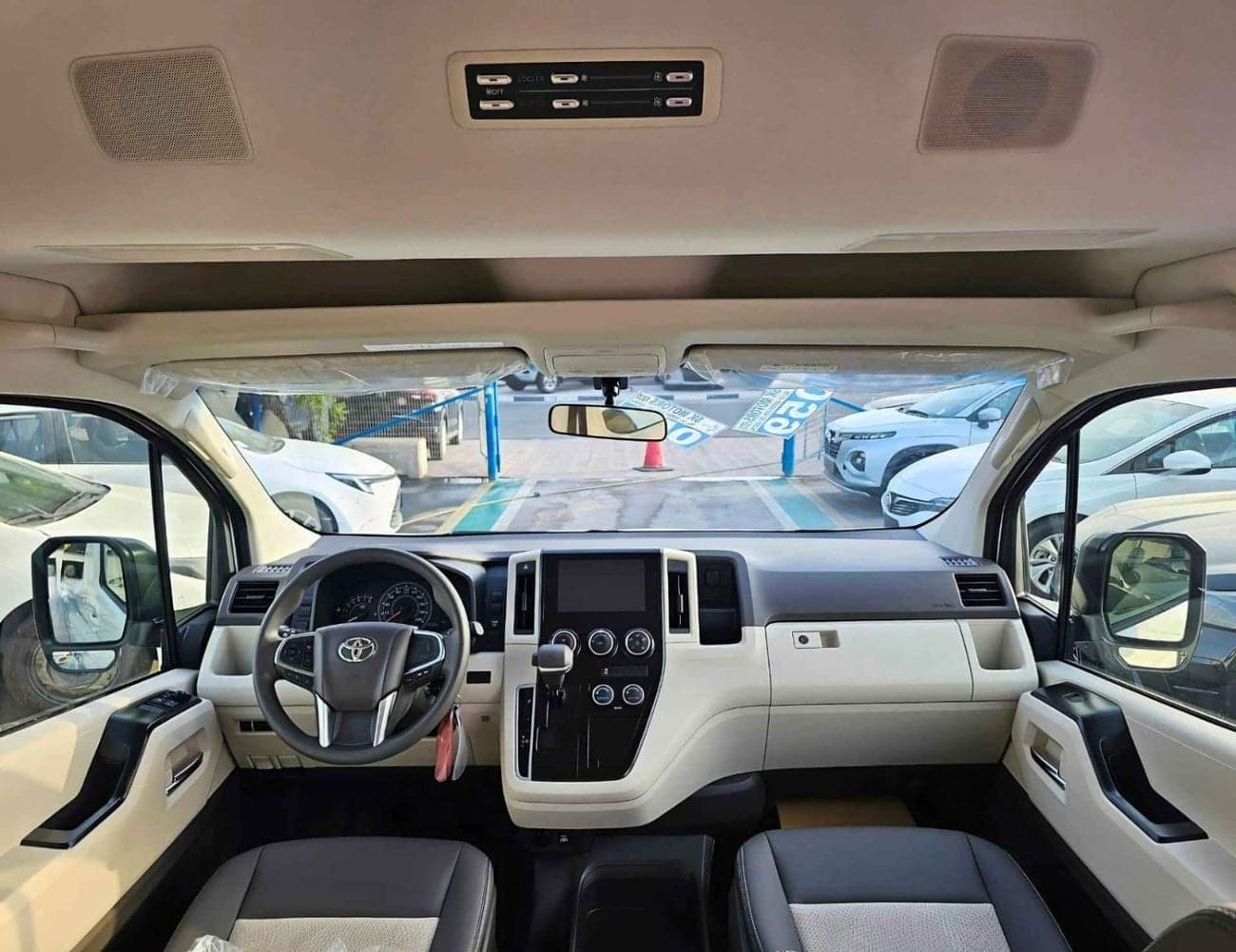2026 Toyota Hiace GL thumbnail 10