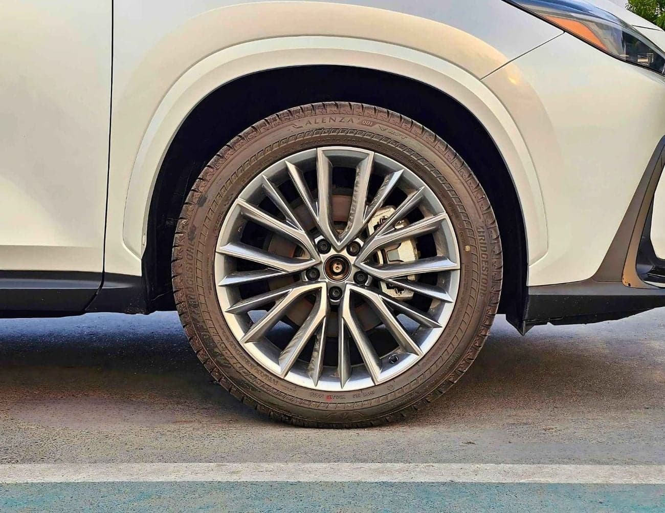 2026 Lexus NX350 PREMIER thumbnail 6