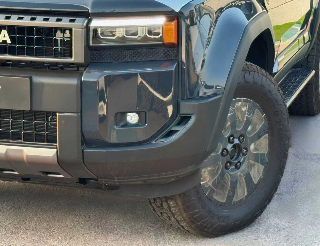 2026 Toyota Prado VXR thumbnail 10