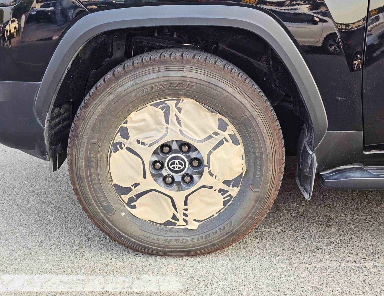 2026 Toyota Land Cruiser GR SPORT thumbnail 7