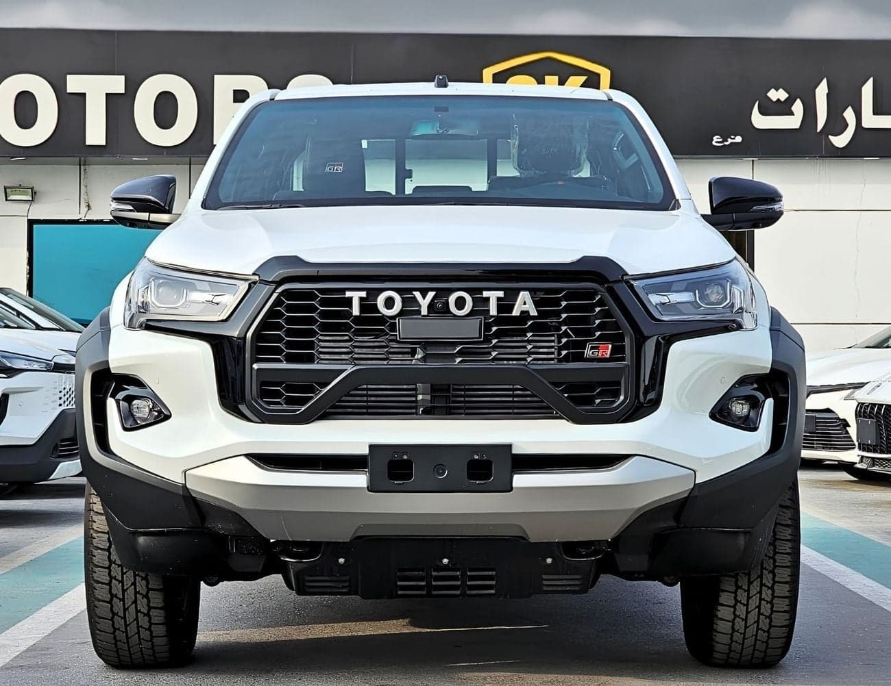 2026 Toyota Hilux GR SPORT thumbnail 3