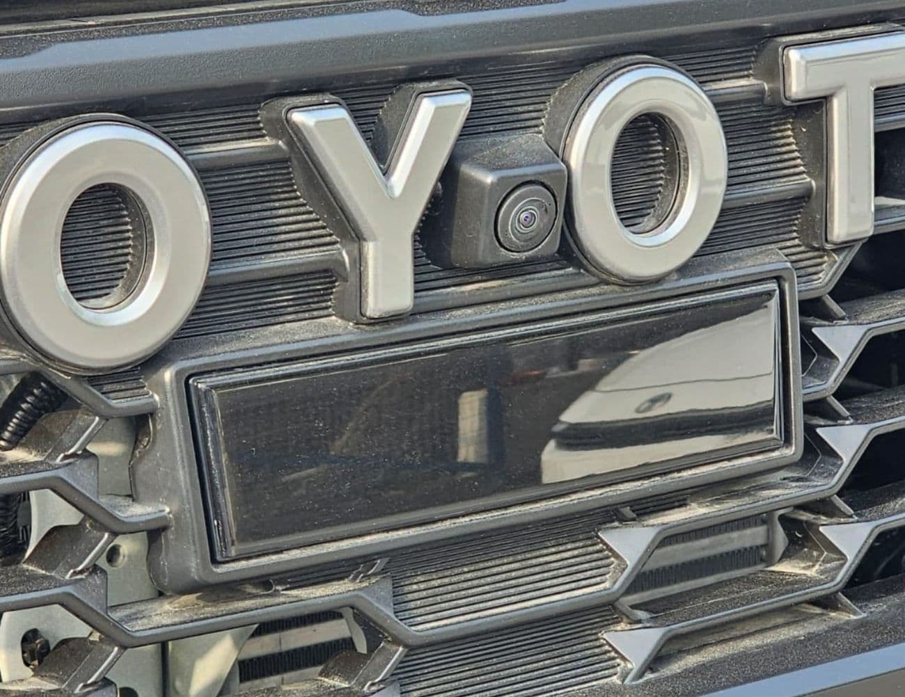 2026 Toyota Hilux GR SPORT thumbnail 8
