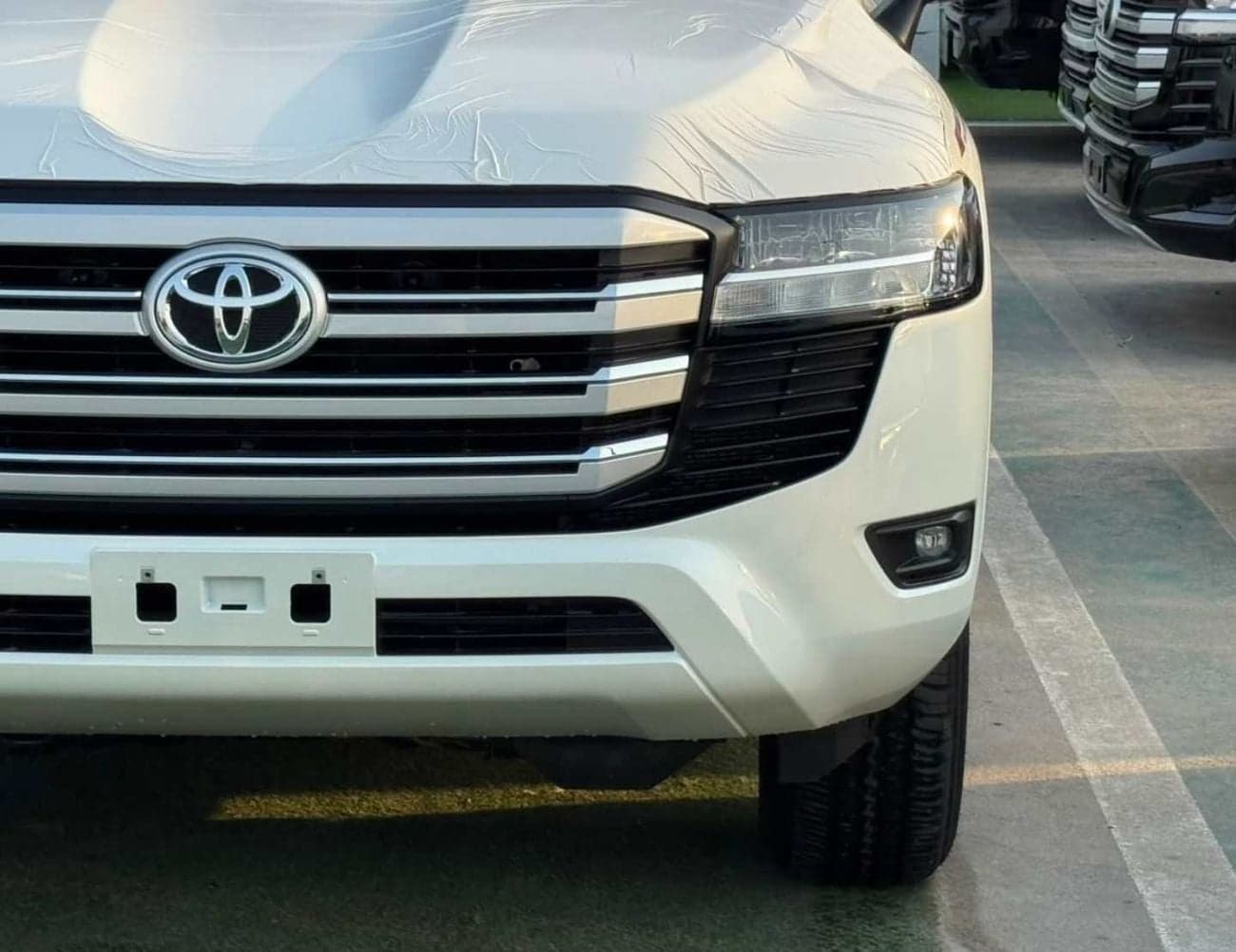 2026 Toyota Land Cruiser GXR thumbnail 5