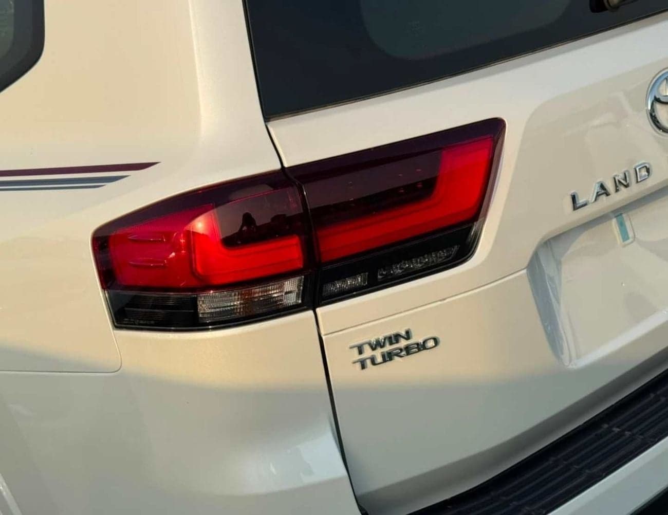 2026 Toyota Land Cruiser GXR thumbnail 6
