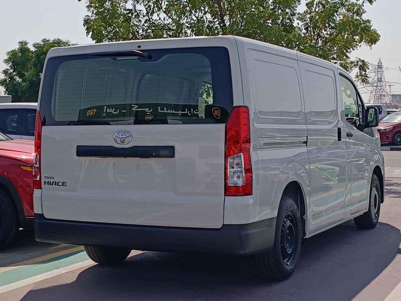 2026 Toyota Hiace CARGO LOW ROOF thumbnail 5