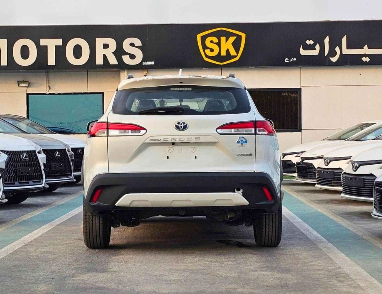 2024 Toyota Corolla Cross LTD HEV thumbnail 5