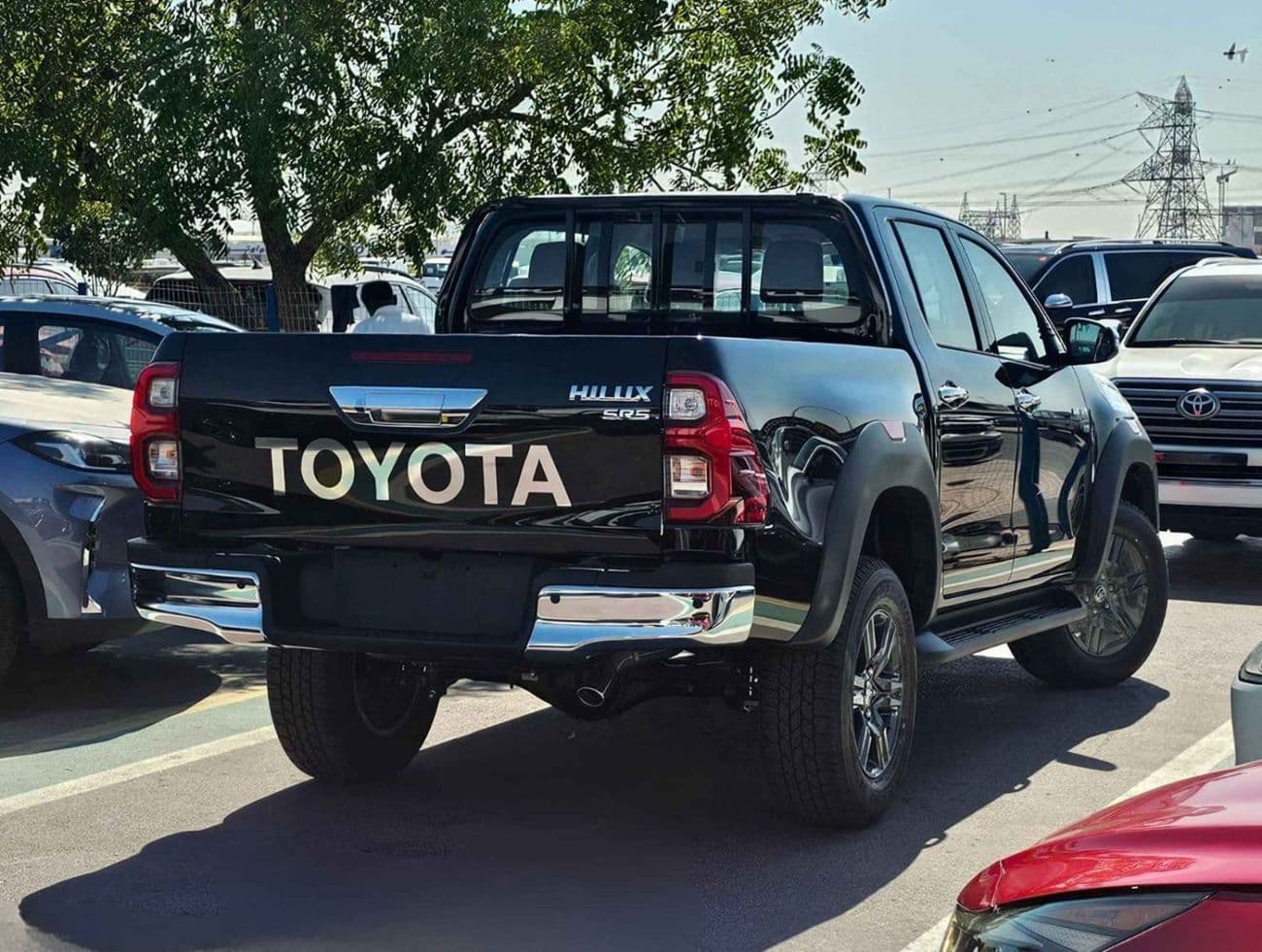 2026 Toyota Hilux SR5 TRD 4.0L PETROL thumbnail 5
