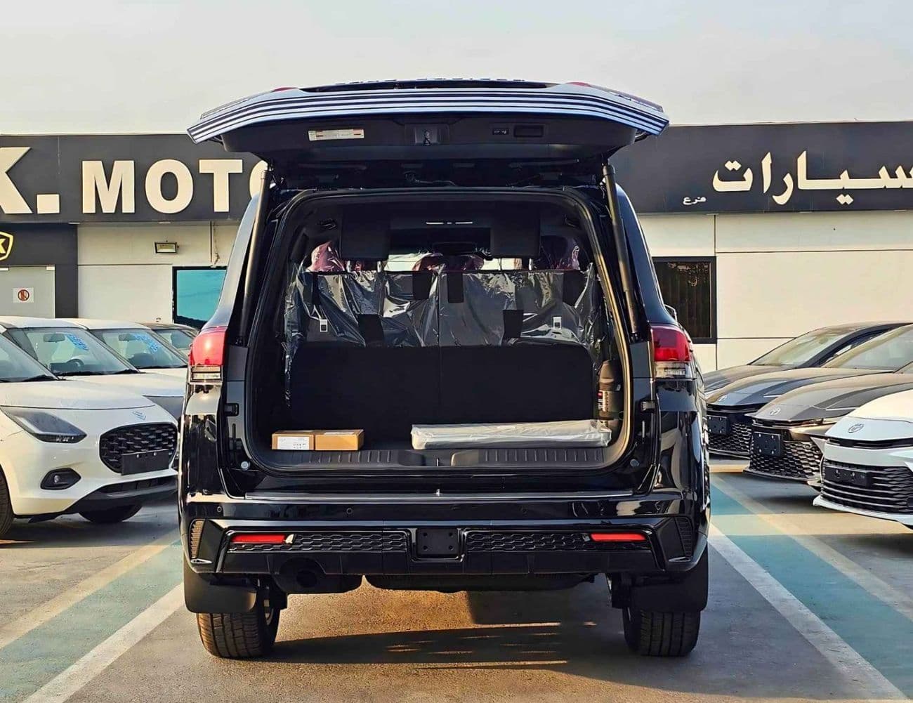 2026 Toyota Land Cruiser VXR thumbnail 5