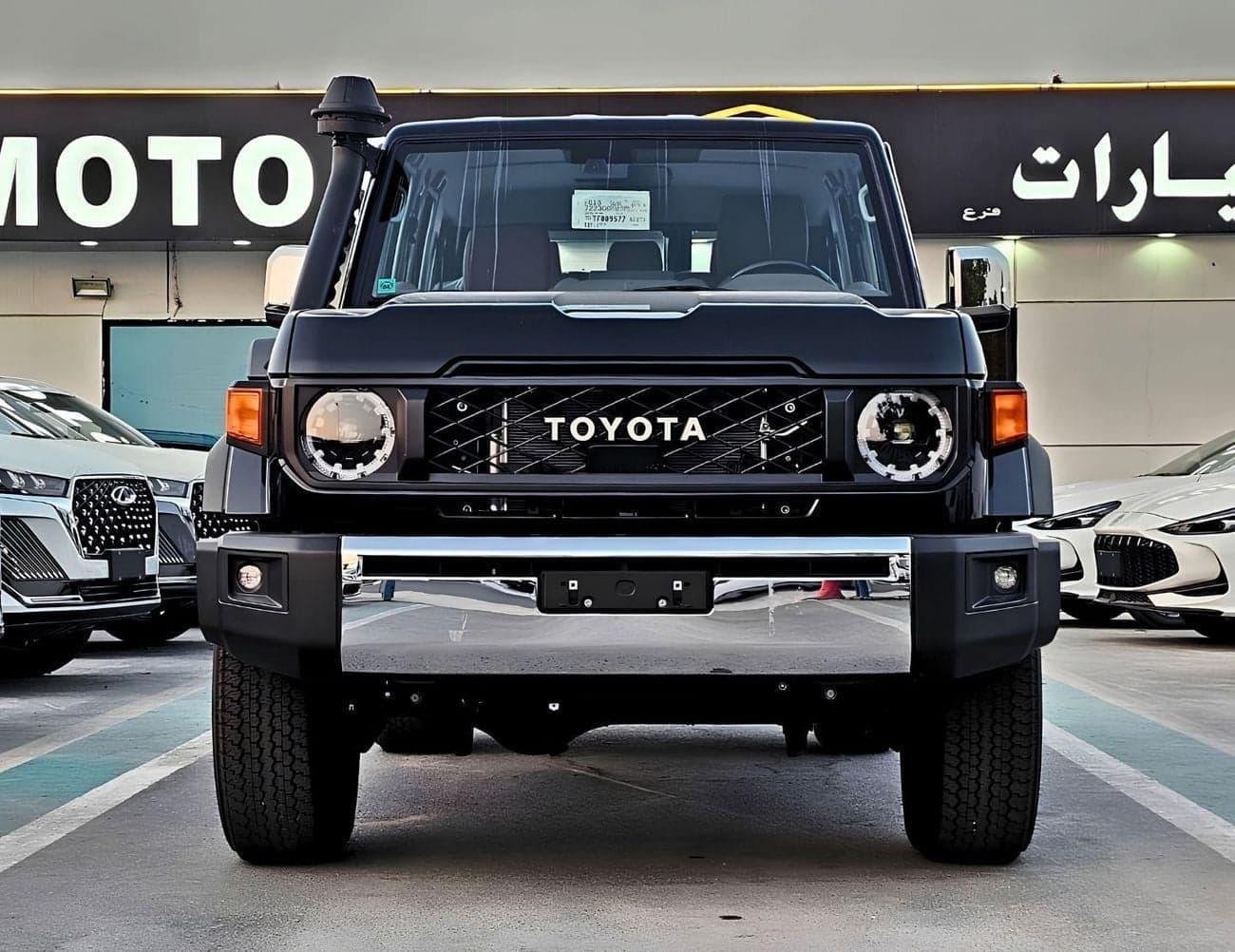2026 Toyota Land Cruiser 70 LC76 LX thumbnail 3