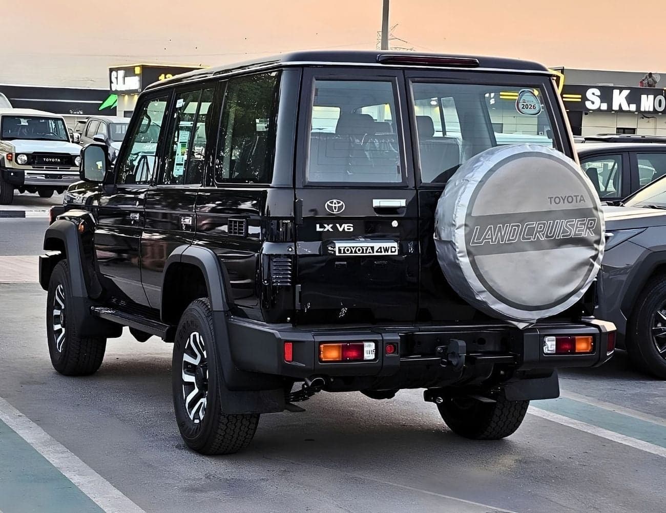 2026 Toyota Land Cruiser 70 LC76 LX thumbnail 5
