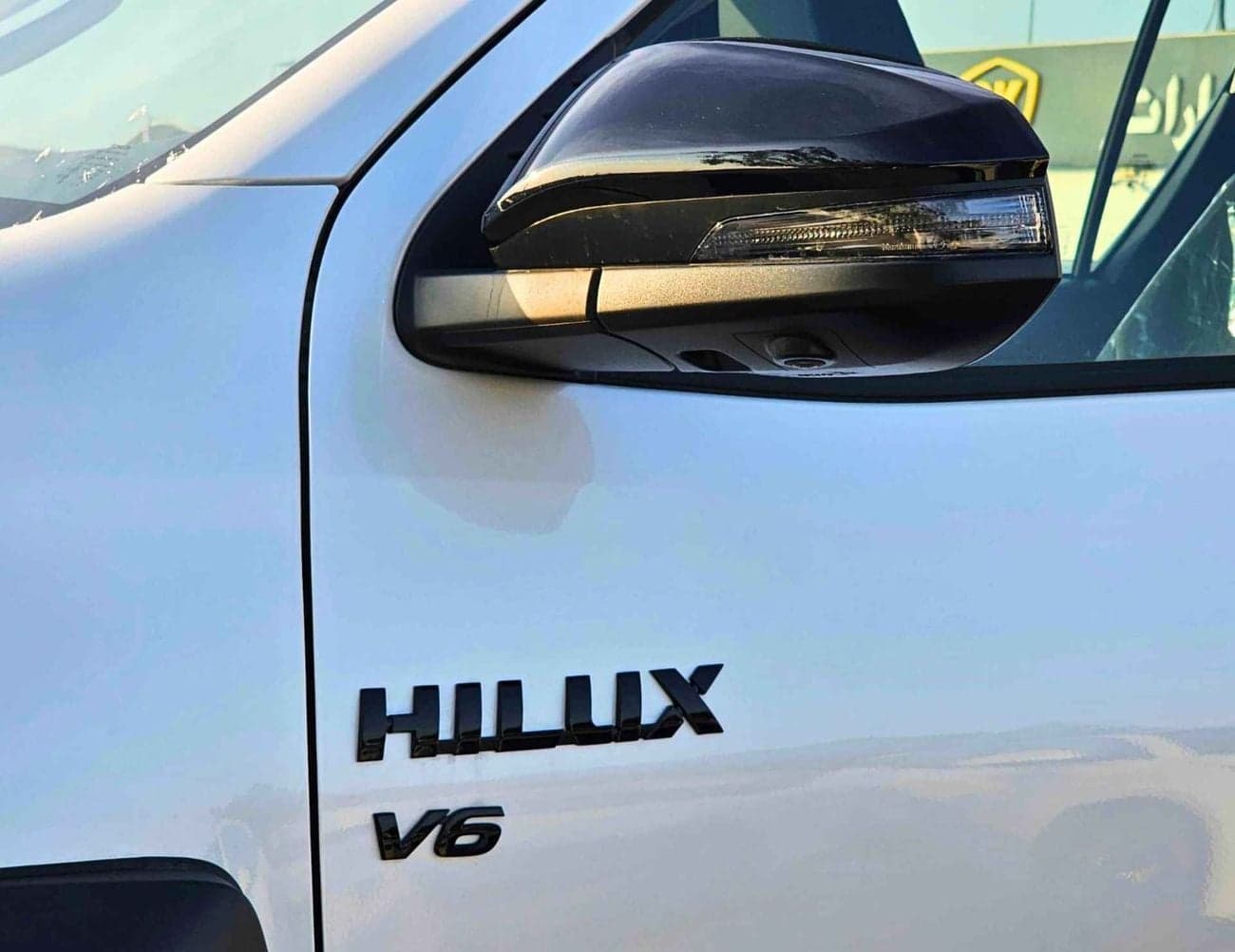 2025 Toyota Hilux GR SPORT thumbnail 7