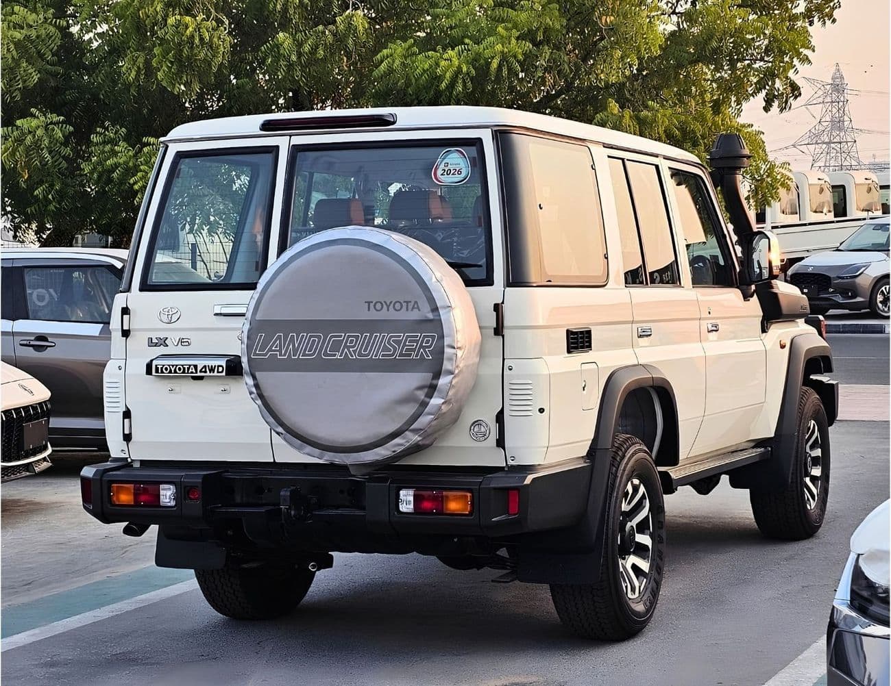 2026 Toyota Land Cruiser 70 LC76 LX thumbnail 4
