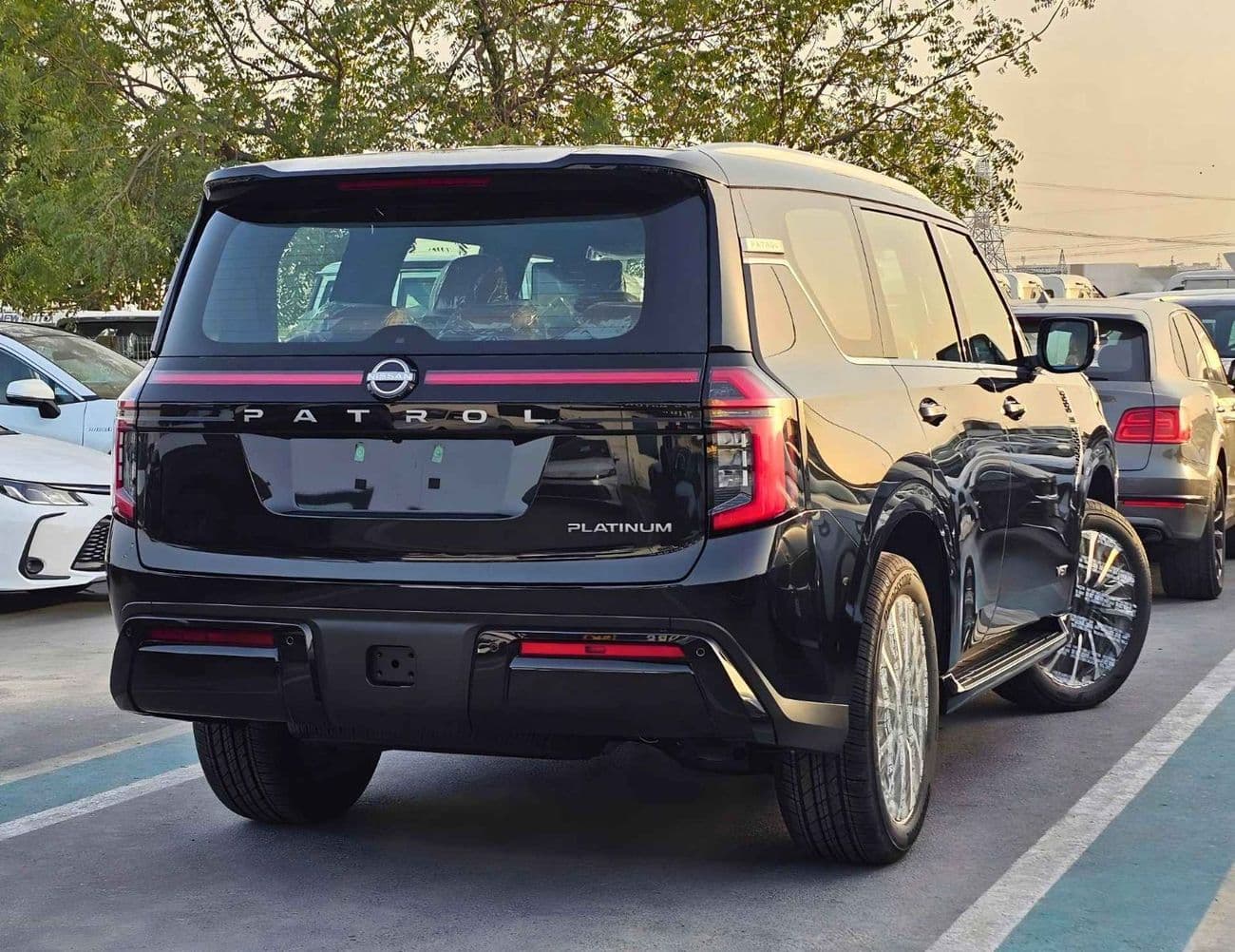 2026 Nissan Patrol LE PLATINUM CITY thumbnail 5