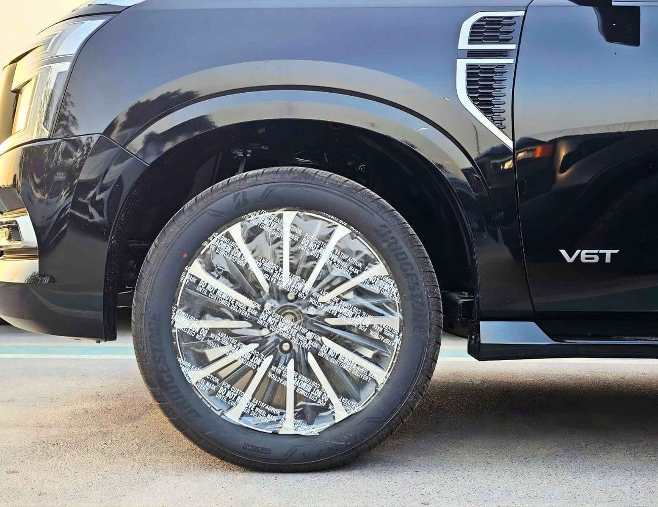 2026 Nissan Patrol LE PLATINUM CITY thumbnail 10