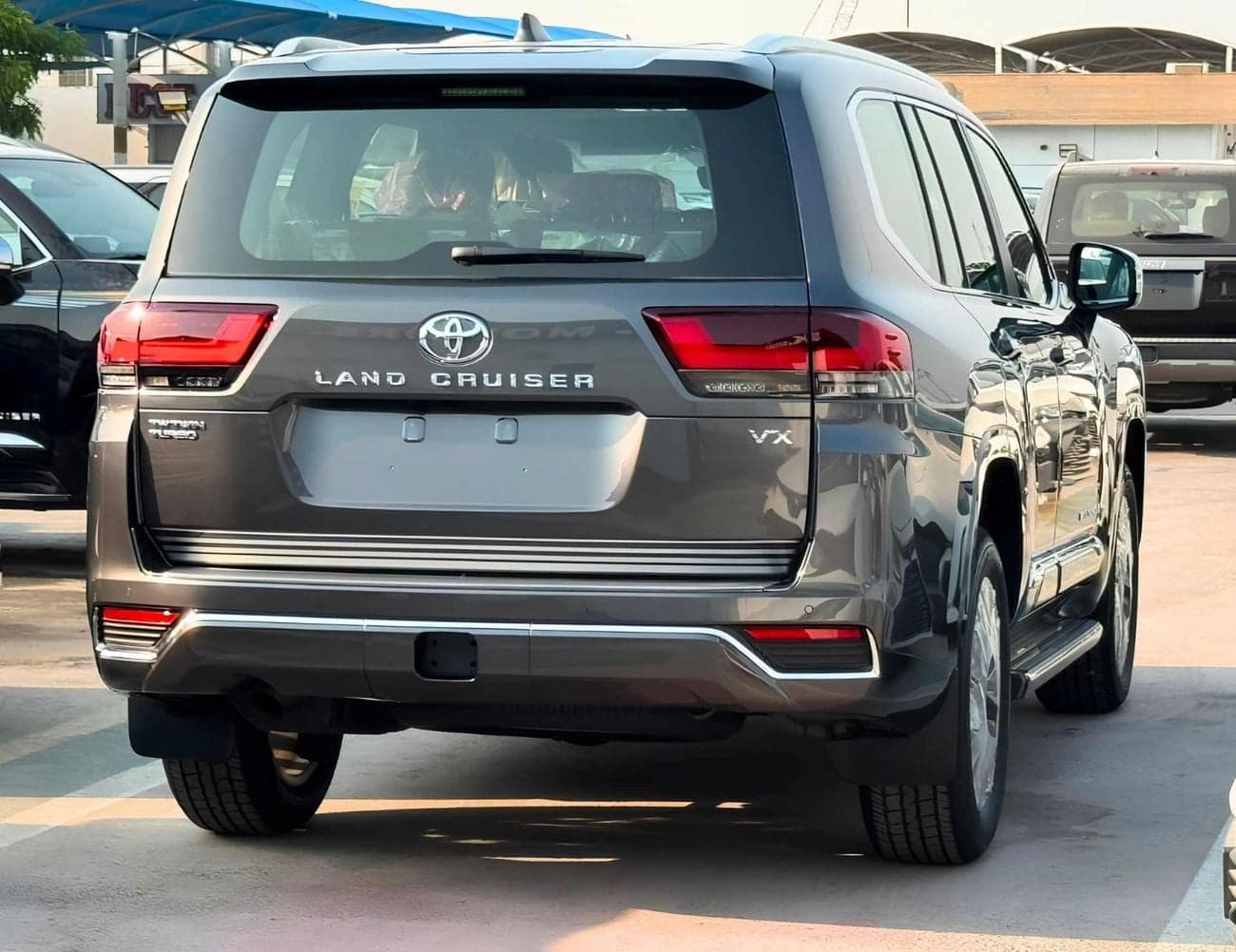 2026 Toyota Land Cruiser VX thumbnail 4