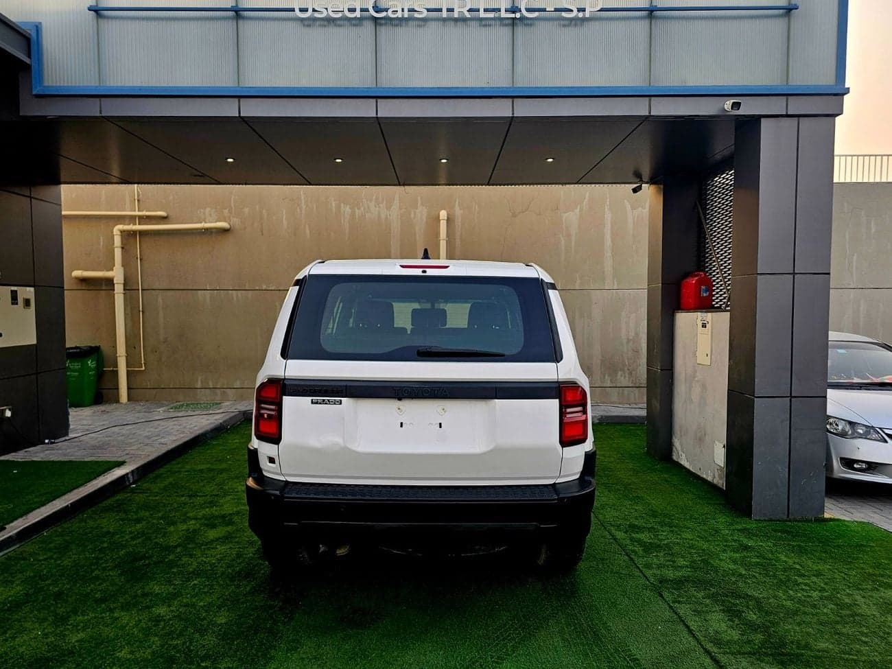 2024 Toyota Prado TXL-2 thumbnail 5