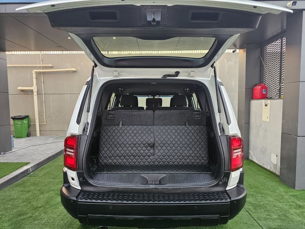 2024 Toyota Prado TXL-2 thumbnail 6