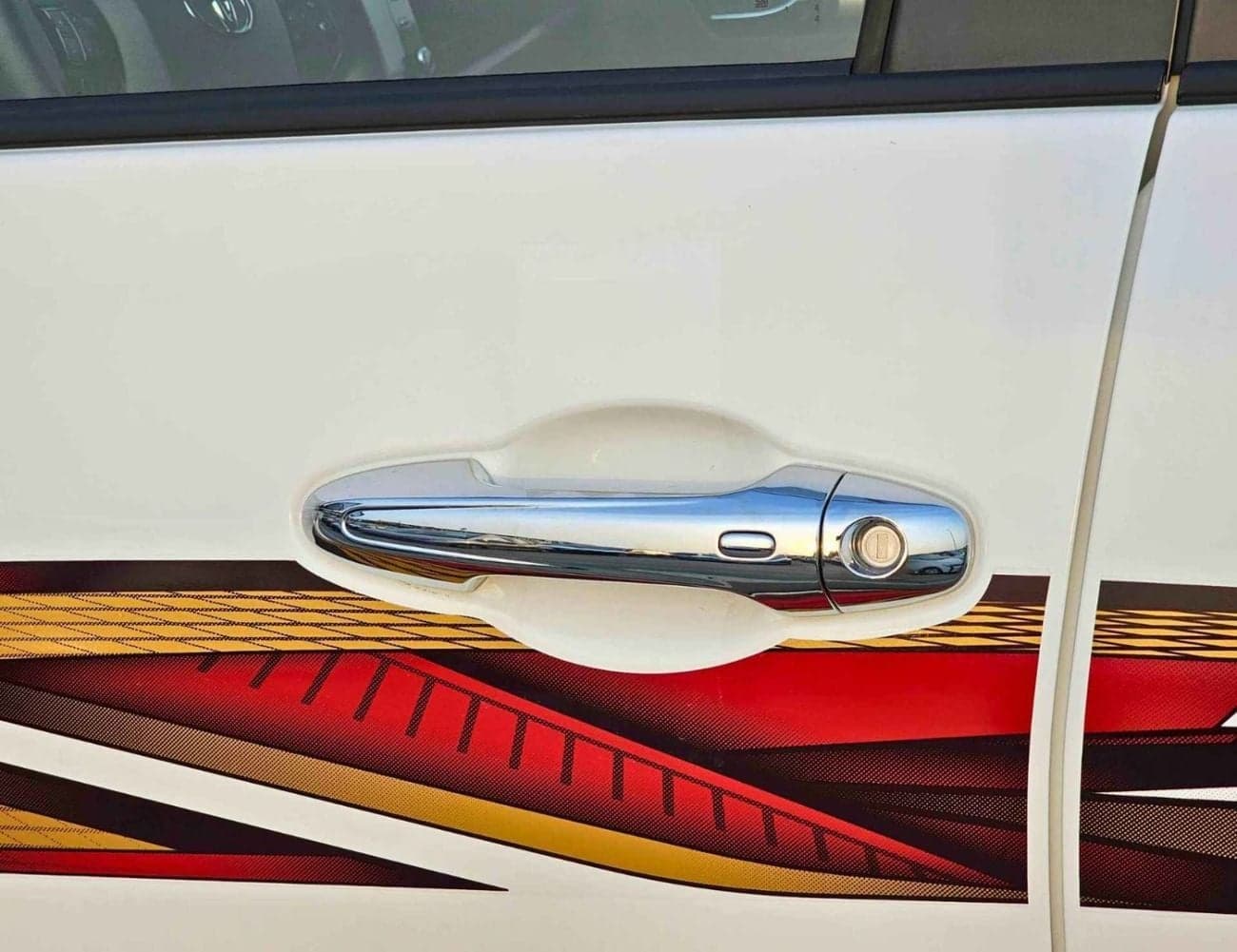 2025 Toyota Hilux GLX thumbnail 5