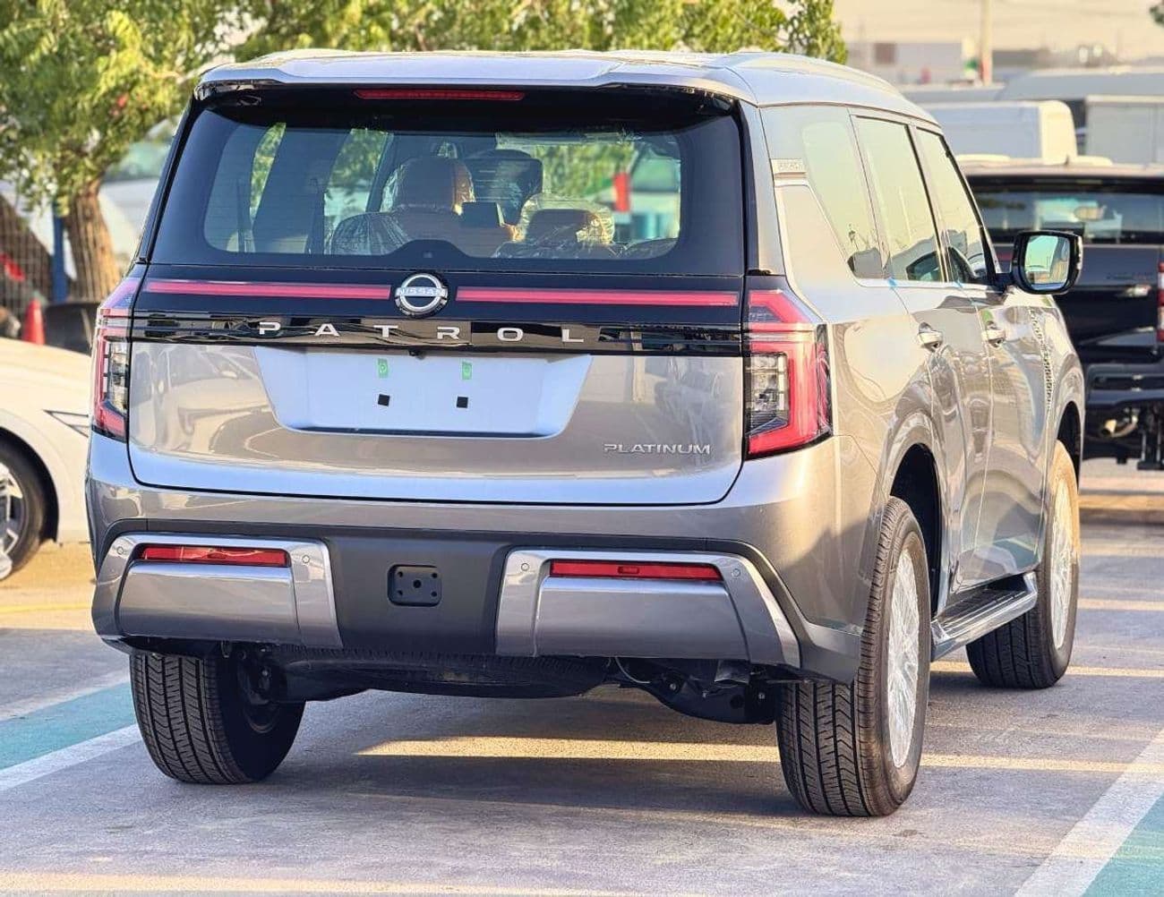 2026 Nissan Patrol SE PLATINUM CITY thumbnail 5