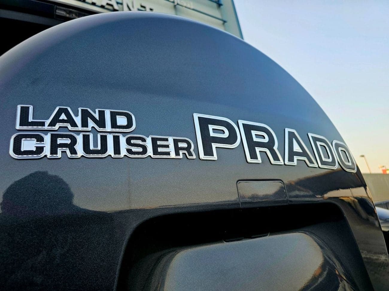 2019 Toyota Prado EXR thumbnail 9