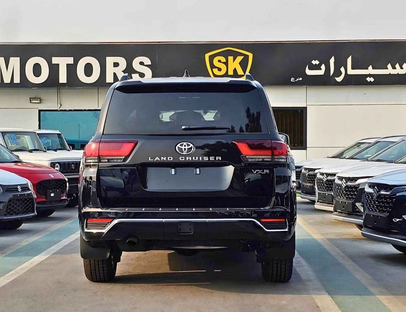 2026 Toyota Land Cruiser VXR thumbnail 3