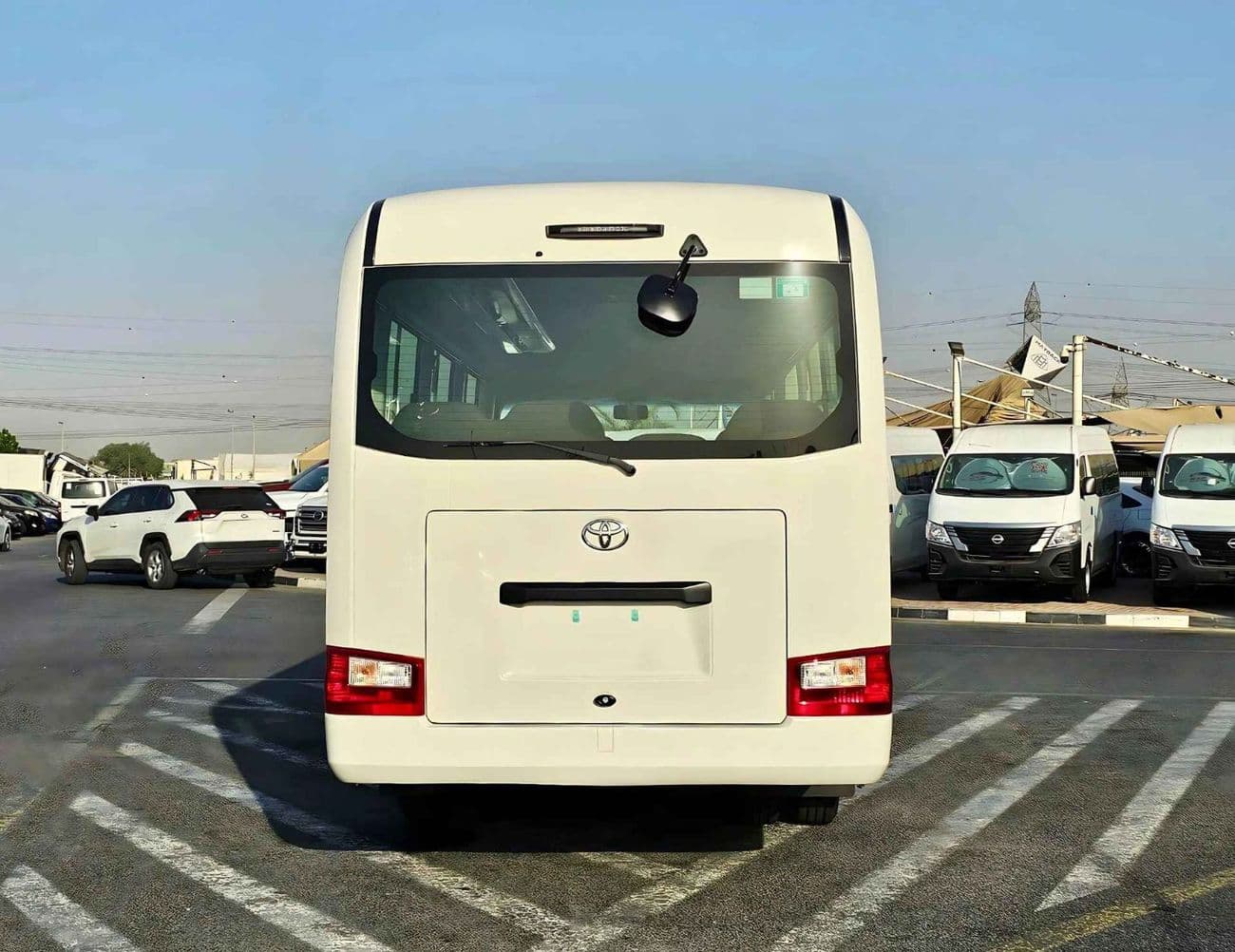 2025 Toyota Coaster 2.8L V4 Diesel Automatic 23 Seater thumbnail 4