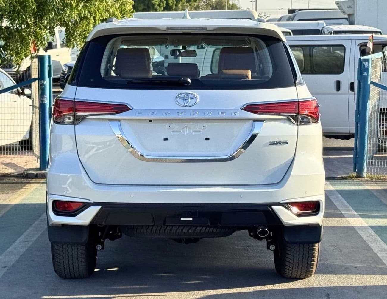 2026 Toyota Fortuner EXR thumbnail 4