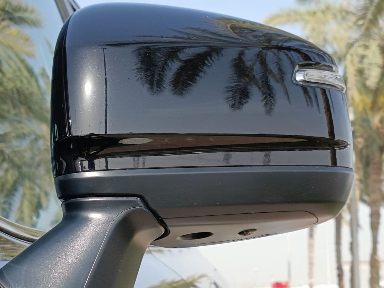2022 Toyota Land Cruiser GXR thumbnail 8