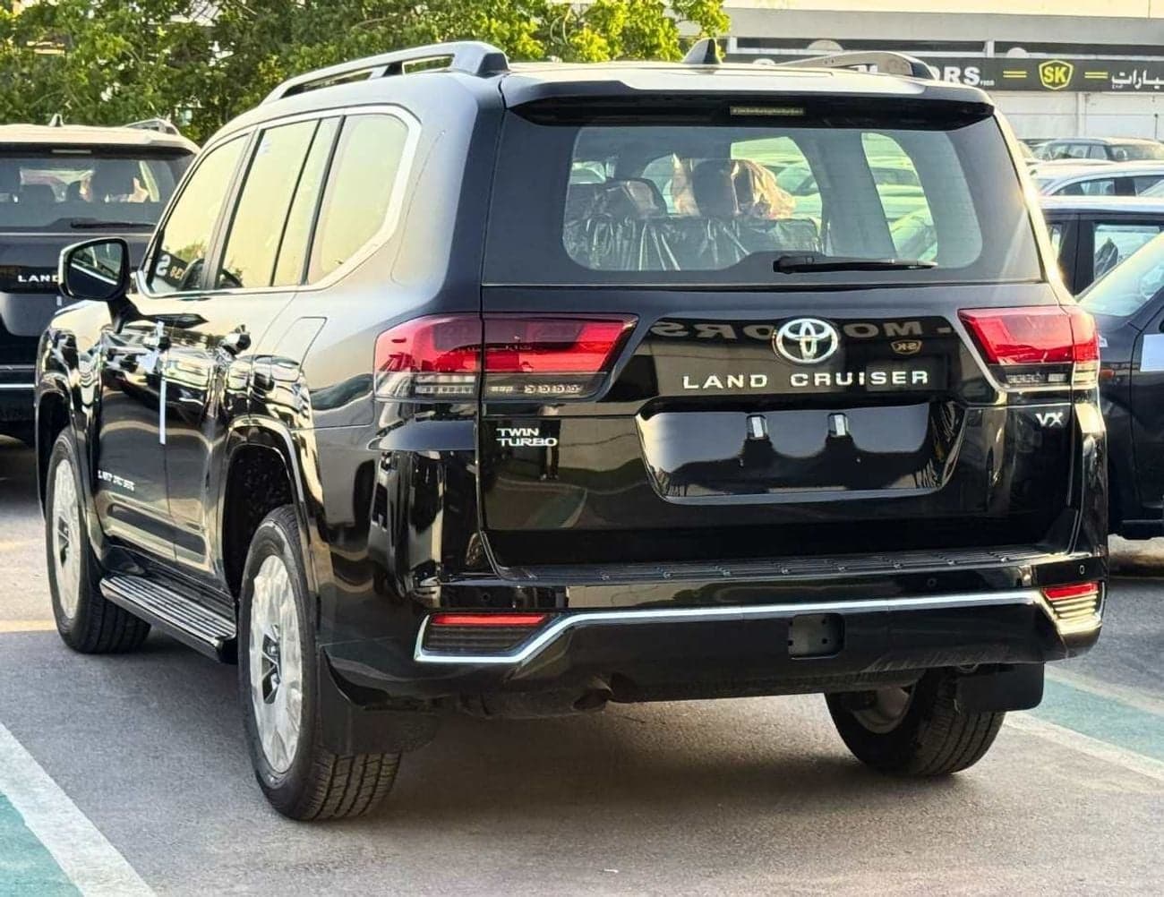2026 Toyota Land Cruiser VXR thumbnail 6