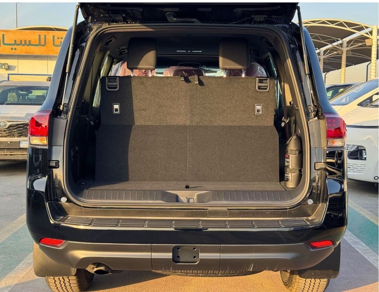 2026 Toyota Land Cruiser GXR thumbnail 4