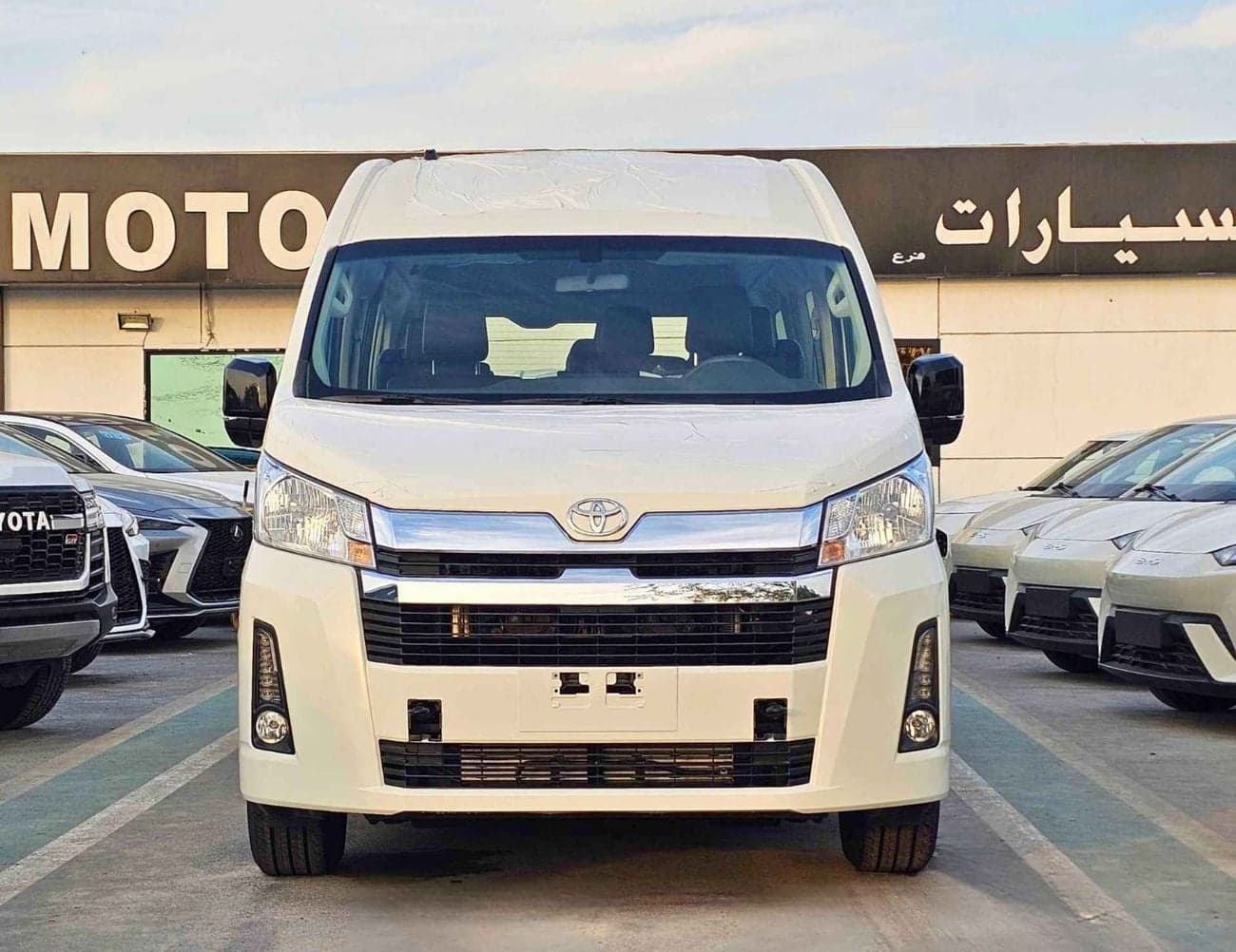 2026 Toyota Hiace GL thumbnail 3