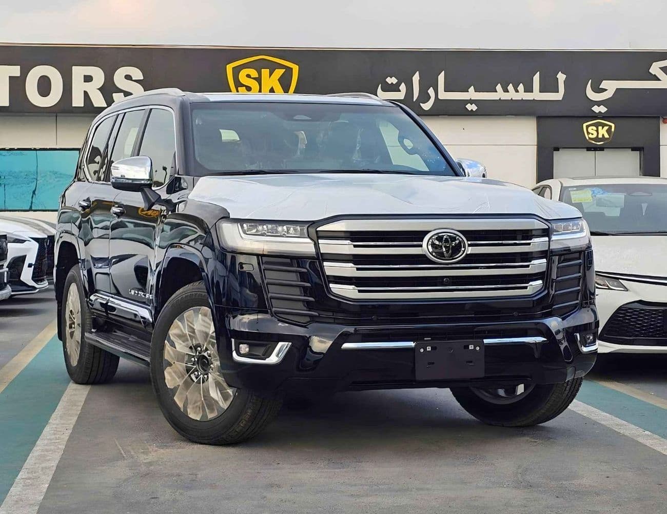 2026 Toyota Land Cruiser VXR thumbnail 3