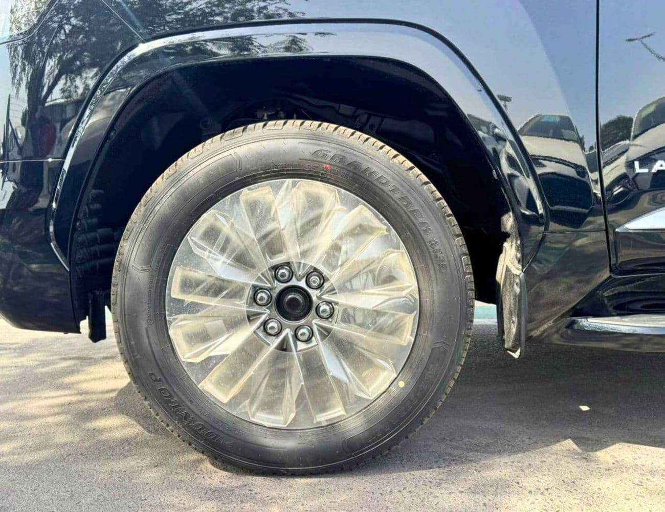 2026 Toyota Land Cruiser GXR thumbnail 9