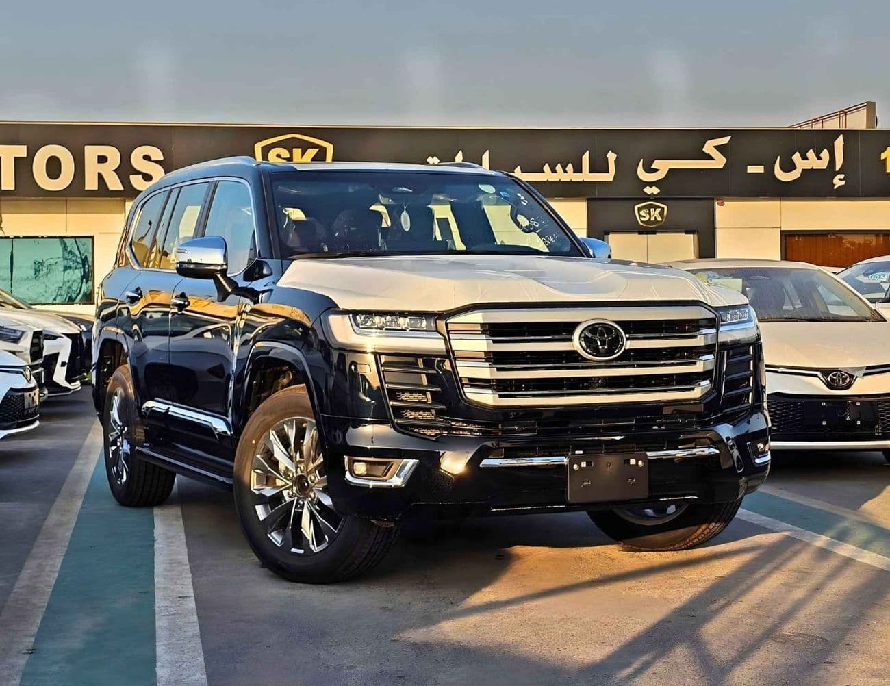 2026 Toyota Land Cruiser VXR thumbnail 3