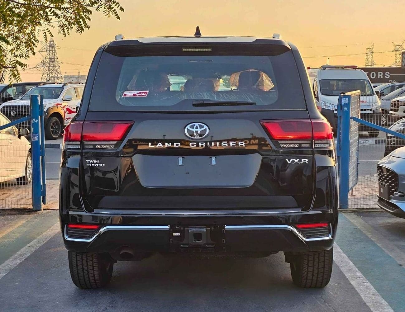 2026 Toyota Land Cruiser VXR thumbnail 4