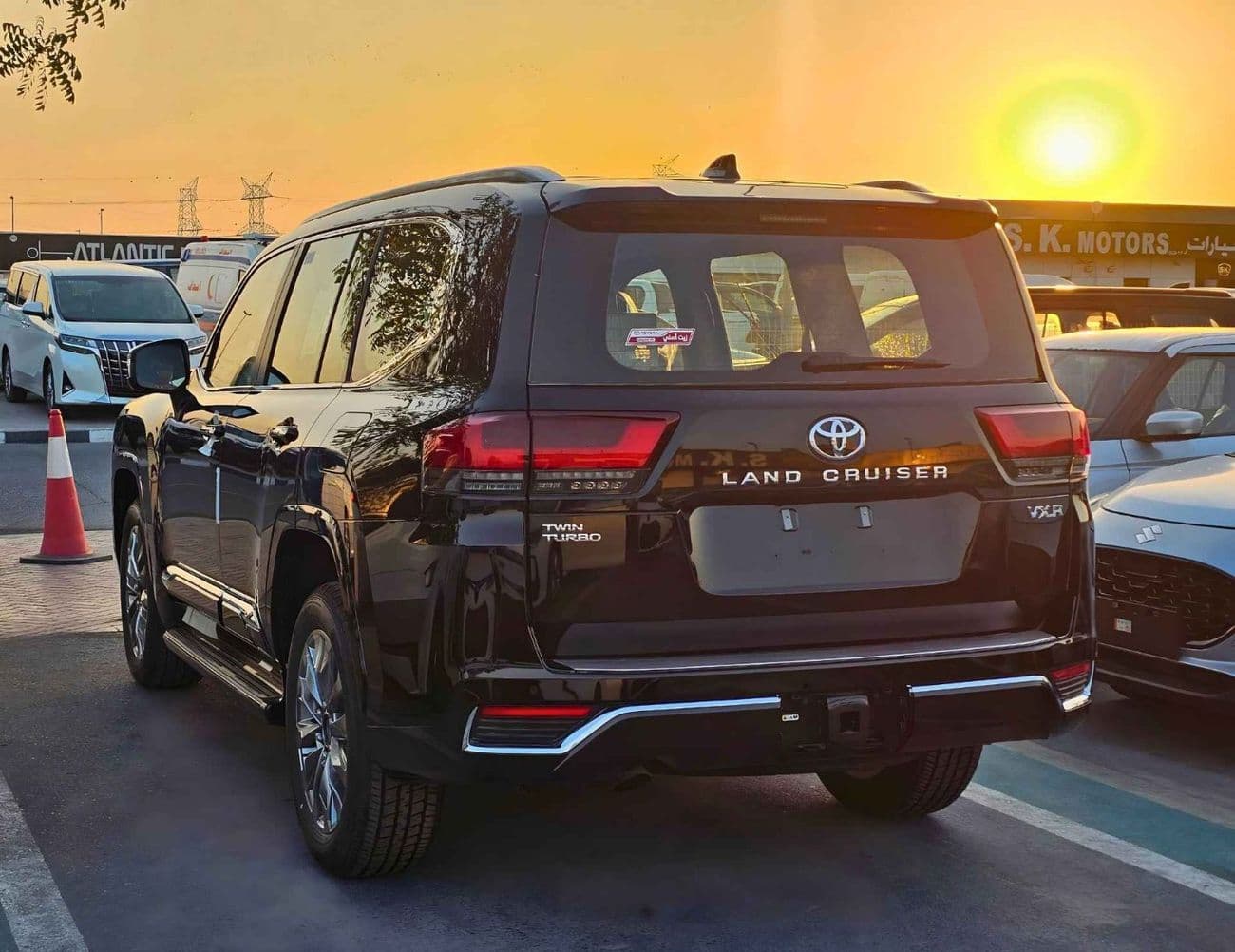 2026 Toyota Land Cruiser VXR thumbnail 6