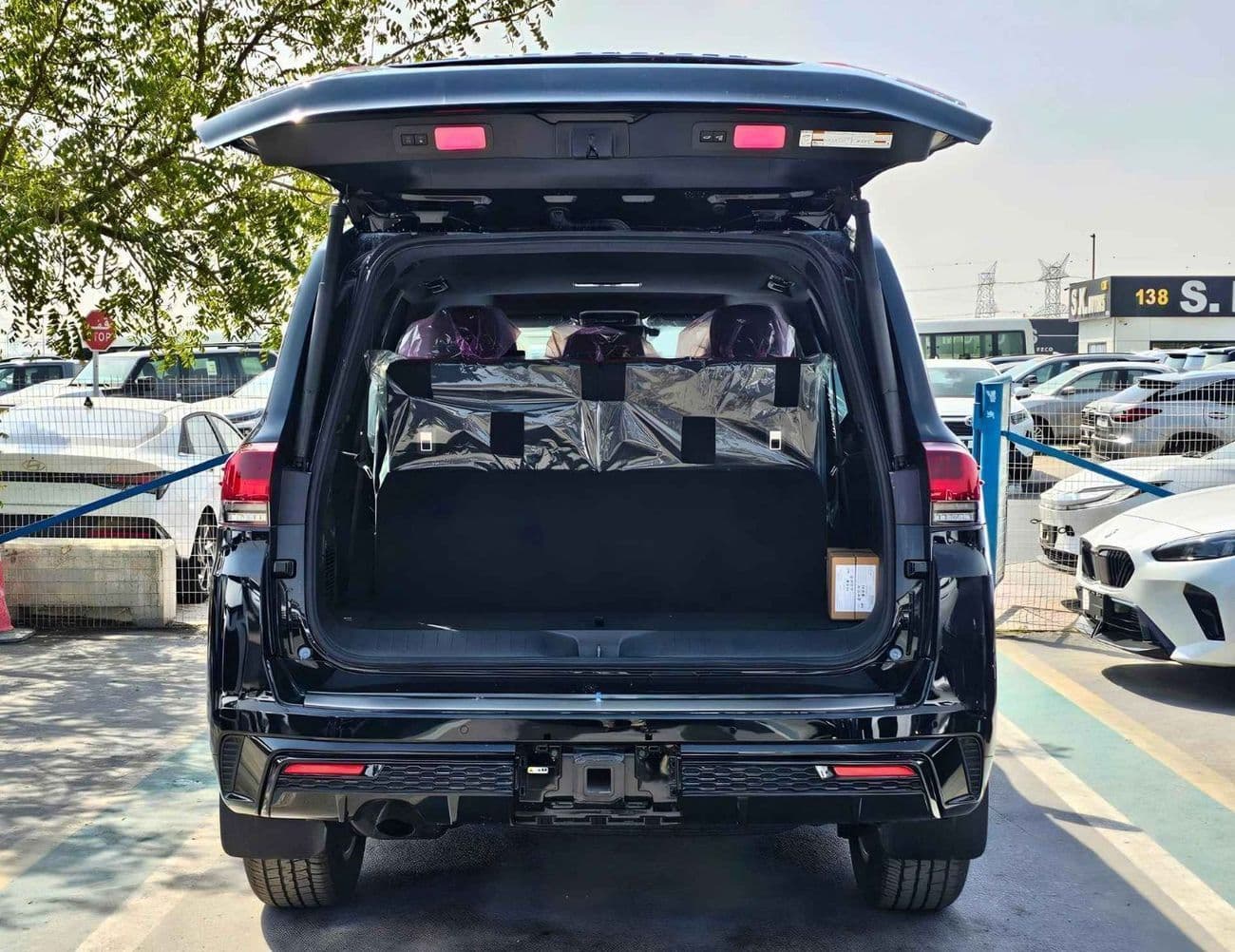 2026 Toyota Land Cruiser VXR thumbnail 7