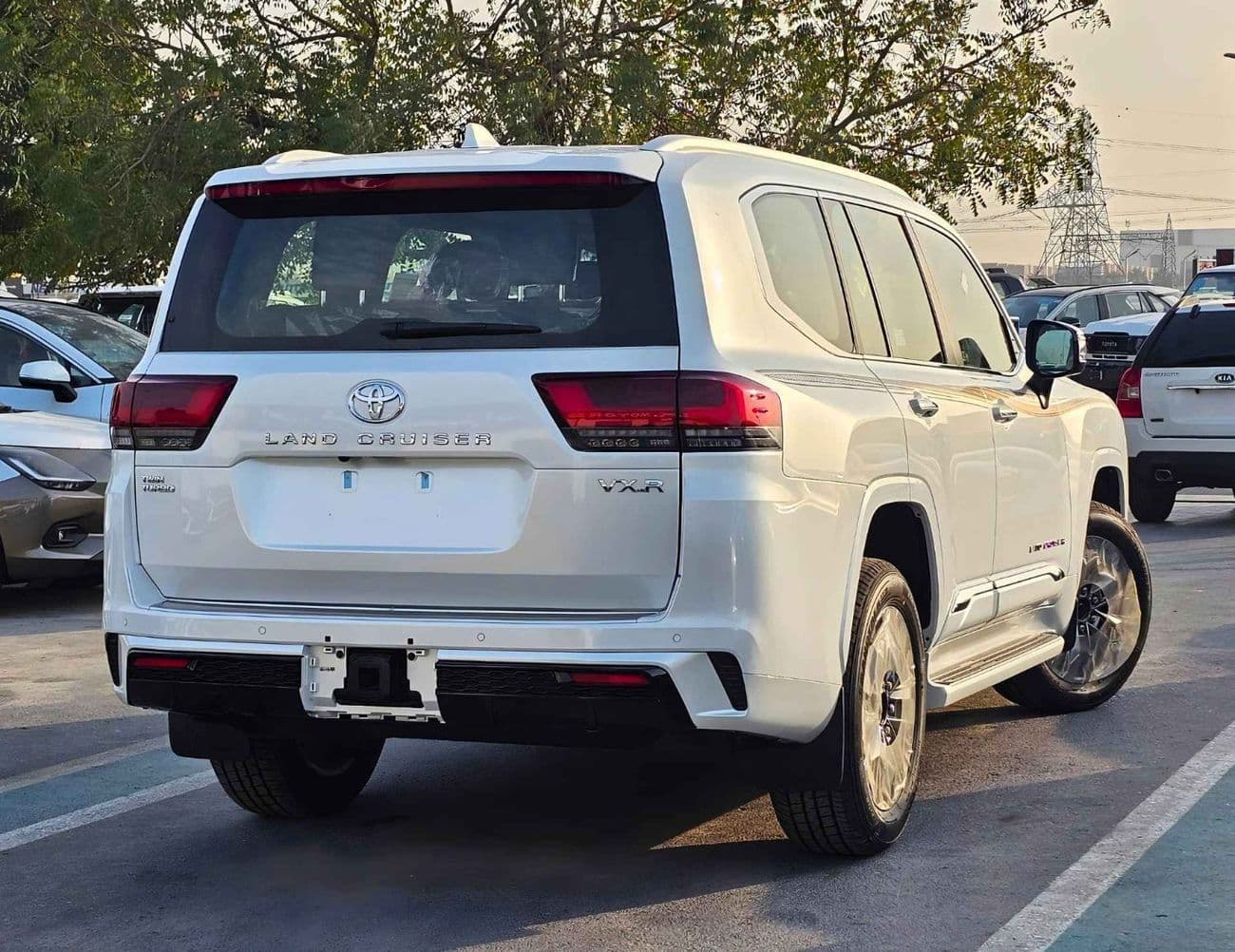 2026 Toyota Land Cruiser VXR thumbnail 5