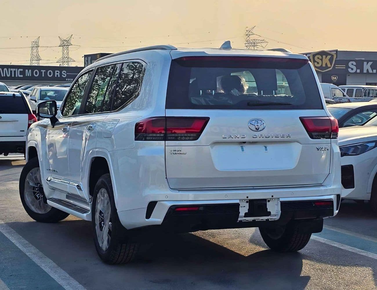 2026 Toyota Land Cruiser VXR thumbnail 6