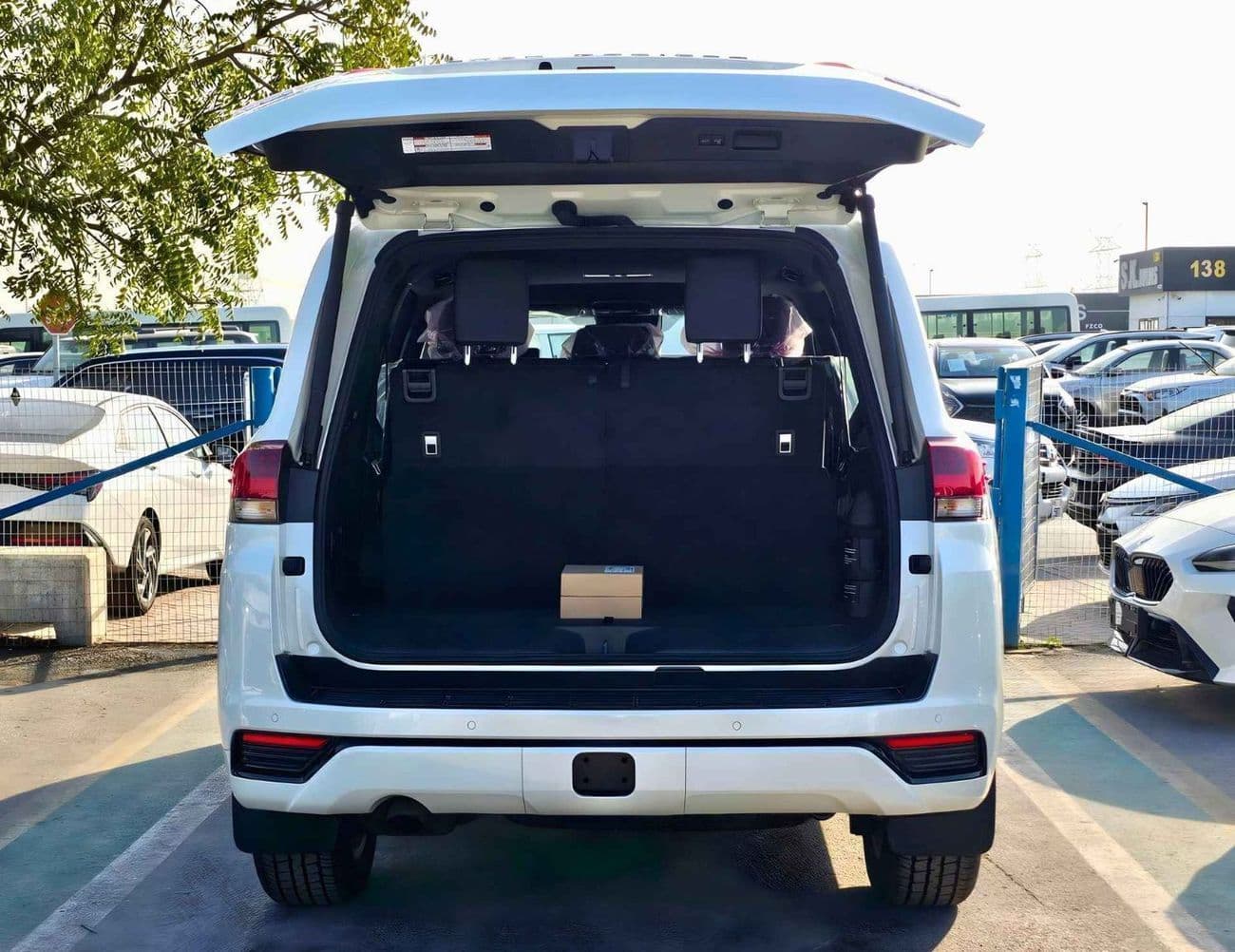 2026 Toyota Land Cruiser GXR thumbnail 7