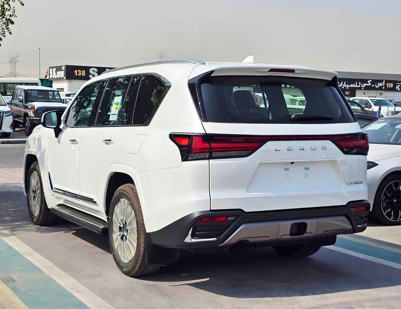 2026 Lexus LX 500 thumbnail 6